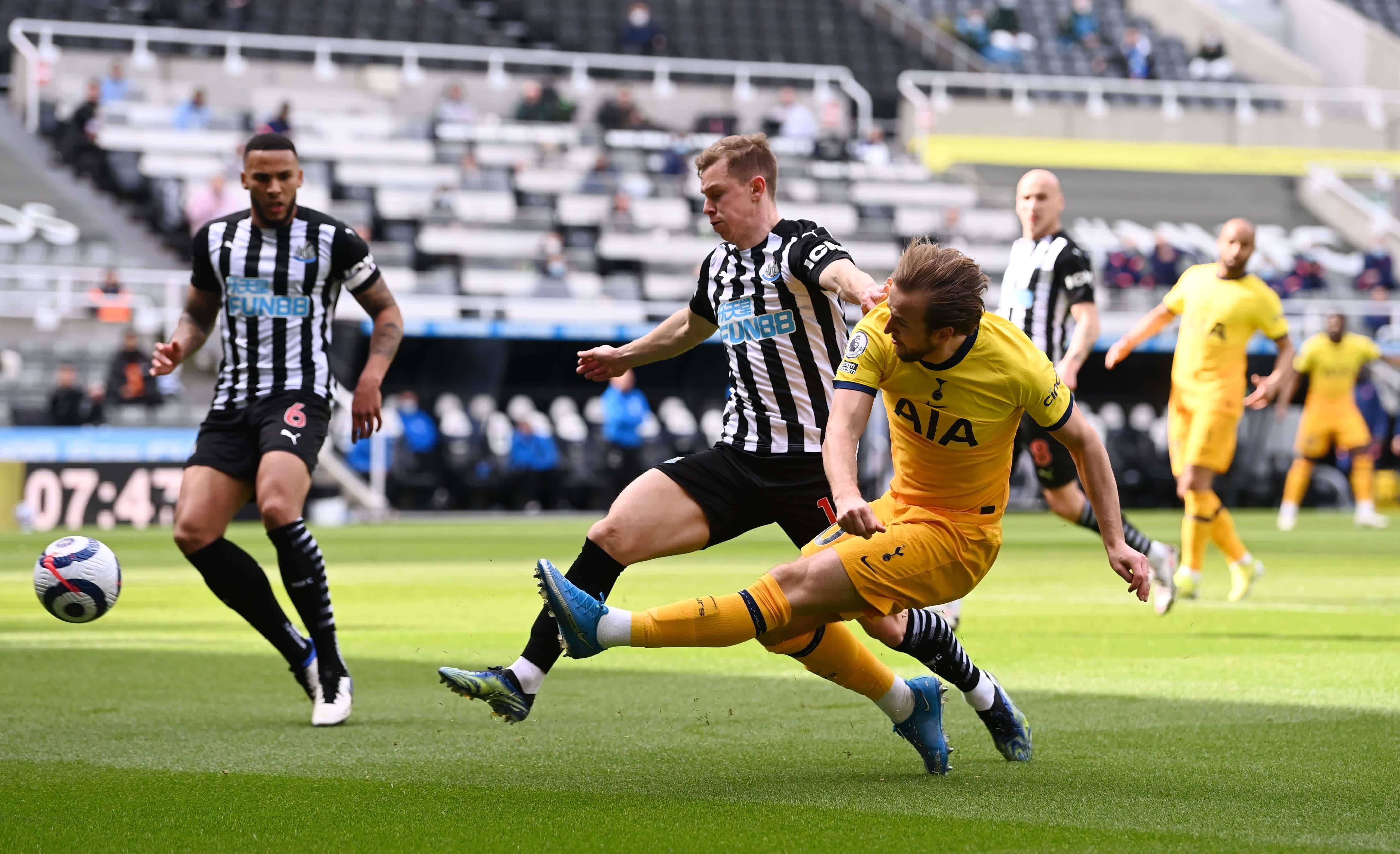 他发出的夺 他发出的夺